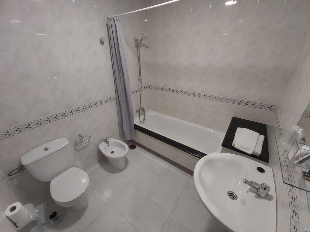 Hostal O Forno Porto do Barqueiro Номер фото